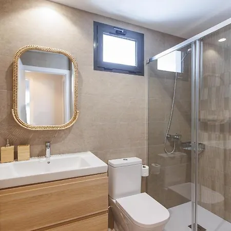 New Stylish 2 Bedroom *